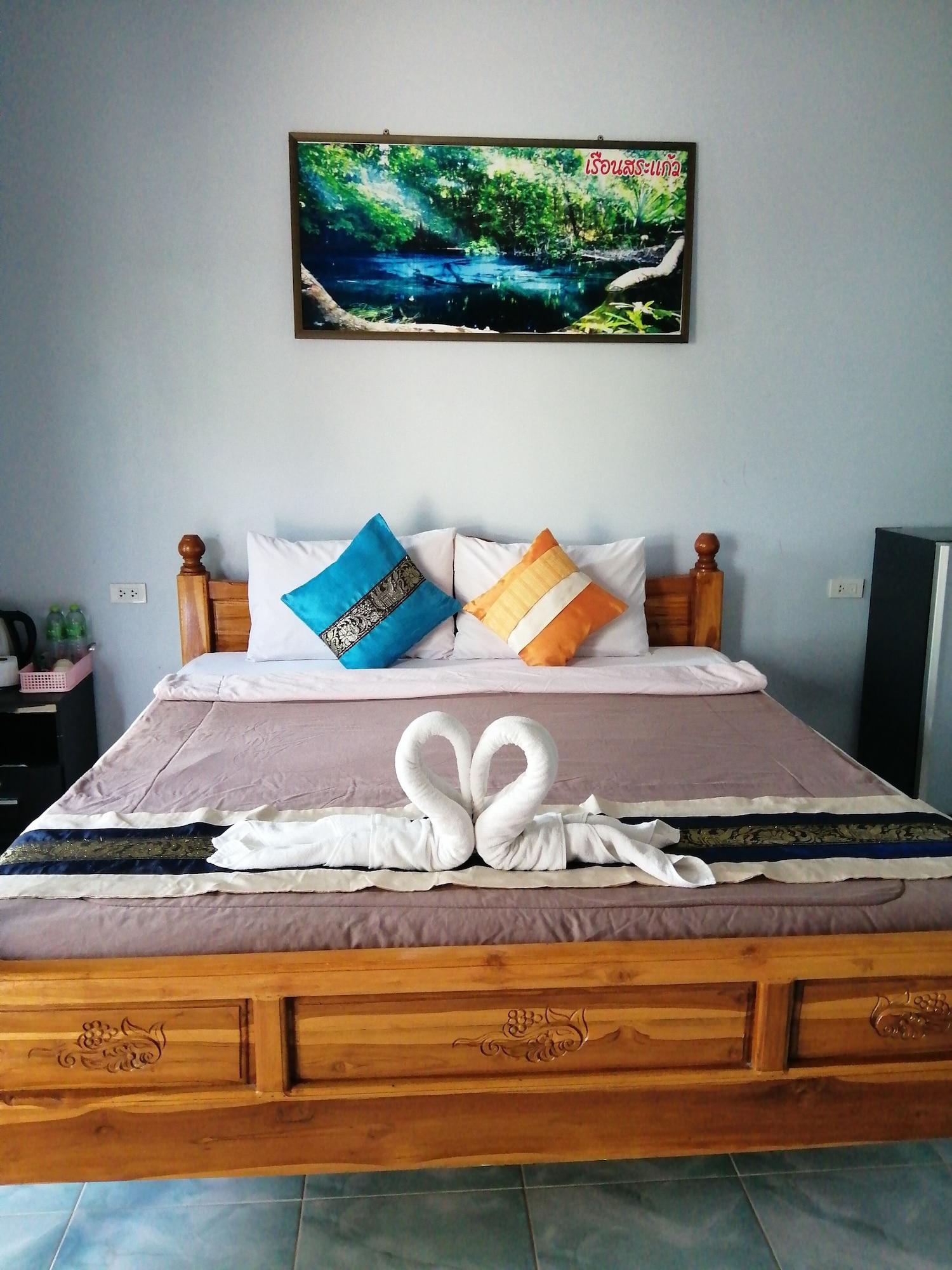 Oyo 75515 Sairung Farmstay Krabi town Dış mekan fotoğraf