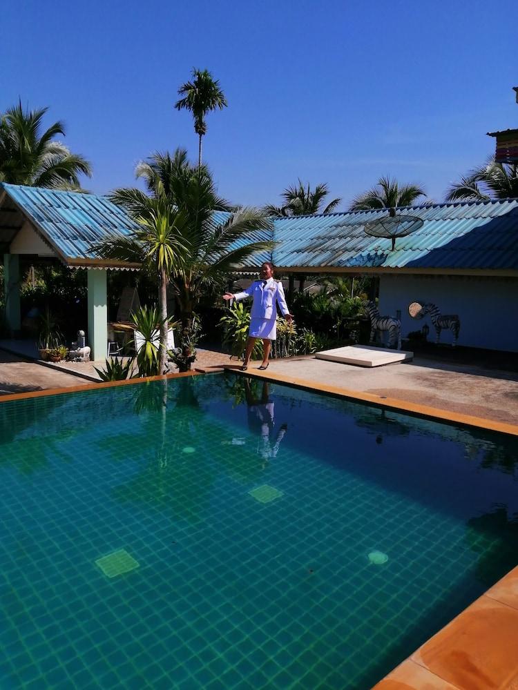 Oyo 75515 Sairung Farmstay Krabi town Dış mekan fotoğraf